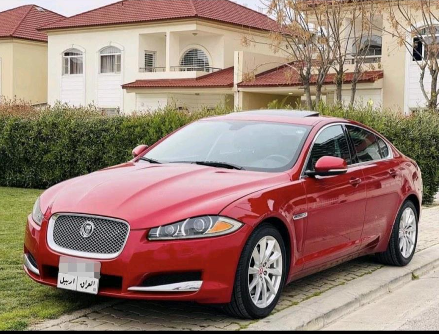 جاگوار XF
